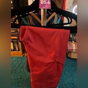 ZYIA Active Scarlet Red Pocket Brilliant Hi-rise Capri 20 in.